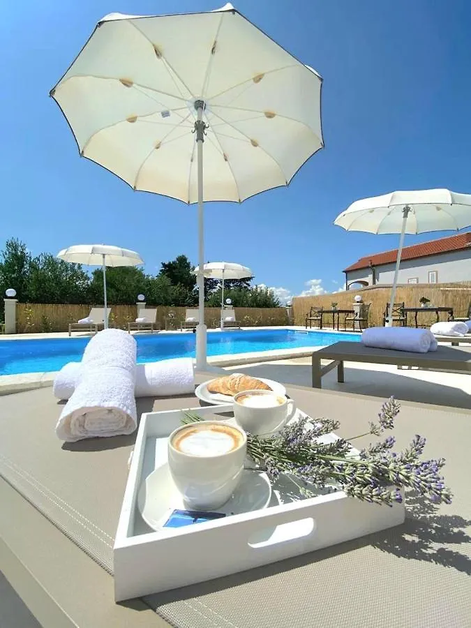 Vila Olive Garden Posedarje
